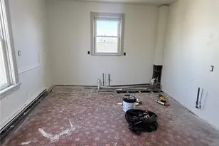 195 Ohio Ave, Providence, RI 02905 - Photo 10