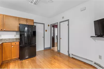 95 Corinth Street, Providence, RI 02907 - Photo 10