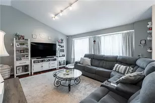 77 Lippitt Ave, Cumberland, RI 02864 - Photo 2