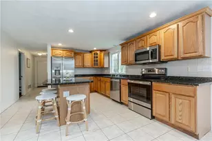 1 Princess Pine Rd, Lincoln, RI 02865 - Photo 6