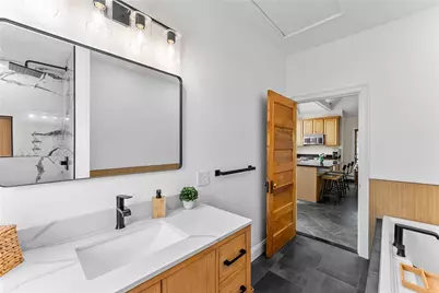 81 Larch Street #3, Providence, RI 02906 - Photo 16