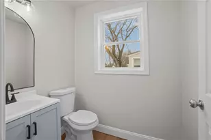 354 Jastram St, Providence, RI 02908 - Photo 26