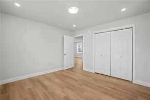 354 Jastram St, Providence, RI 02908 - Photo 30