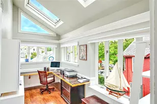 21 Mt Hope Ave, Providence, RI 02906 - Photo 24