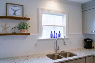 45 Second St, Newport, RI 02840 - Photo 8