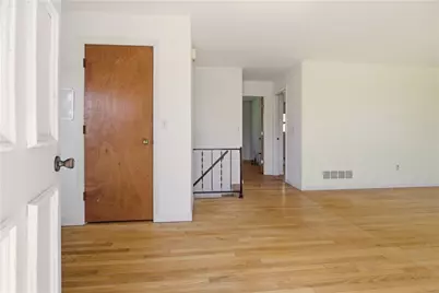 70 Carter Drive, Portsmouth, RI 02871 - Photo 4