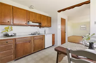 70 Carter Dr, Portsmouth, RI 02871 - Photo 16
