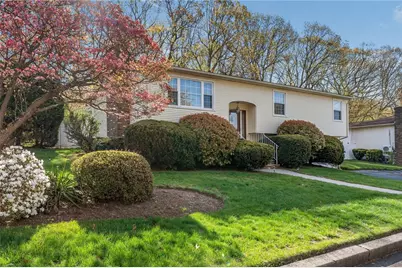 8 Joyce Drive, North Providence, RI 02911 - Photo 2