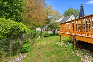145 Massasoit Dr, Warwick, RI 02888 - Photo 38
