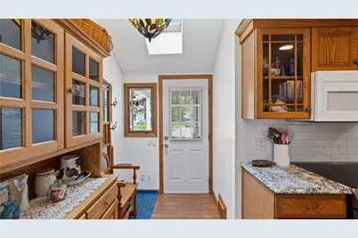 145 Massasoit Drive, Warwick, RI 02888 - Photo 16
