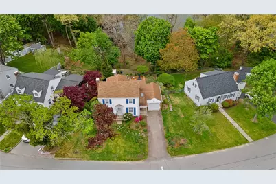 145 Massasoit Drive, Warwick, RI 02888 - Photo 4