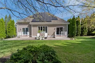 2 Adelaide Ave, North Providence, RI 02911 - Photo 44