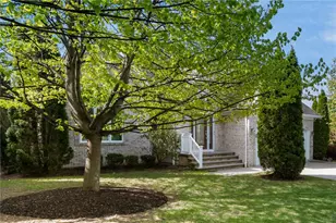 2 Adelaide Ave, North Providence, RI 02911 - Photo 4