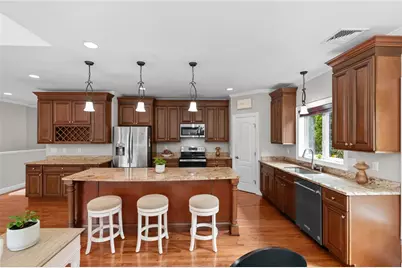 2 Adelaide Avenue, North Providence, RI 02911 - Photo 10