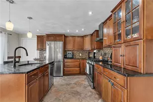 62 Canonchet Trail, Cranston, RI 02921 - Photo 6