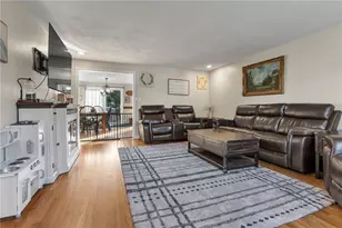 62 Canonchet Trail, Cranston, RI 02921 - Photo 4