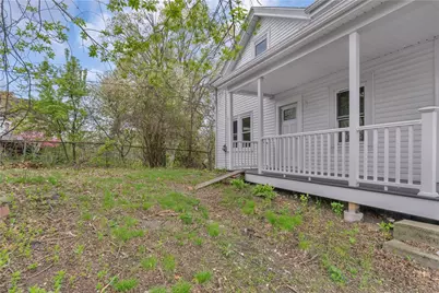 15 Lewis Street, Woonsocket, RI 02895 - Photo 10