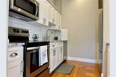 541 Bellevue Avenue #4, Newport, RI 02840 - Photo 12