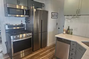 45 Cedar Ave, Portsmouth, RI 02871 - Photo 8