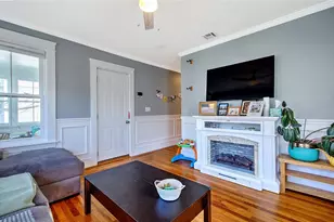 43 Trenton St, Providence, RI 02860 - Photo 8