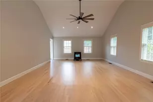 122 Sylvan Dr, East Greenwich, RI 02818 - Photo 12