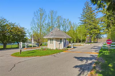 77 Windward Lane, Bristol, RI 02809 - Photo 32