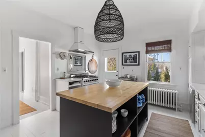 193 Coggeshall Avenue, Newport, RI 02840 - Photo 14