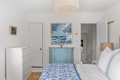 193 Coggeshall Avenue, Newport, RI 02840 - Photo 20