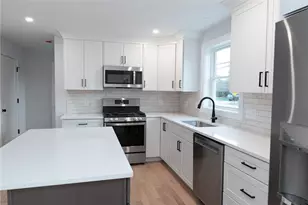 44 Recess Ln, Warwick, RI 02886 - Photo 6