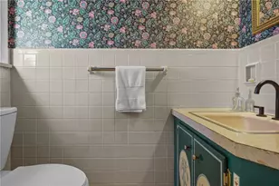 150 Ridge St, Pawtucket, RI 02860 - Photo 24