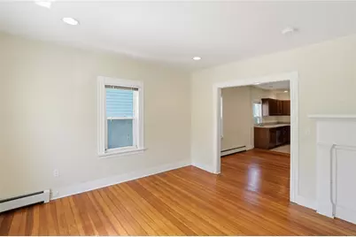 8 Mann Avenue, Newport, RI 02840 - Photo 8