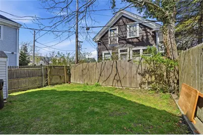 8 Mann Avenue, Newport, RI 02840 - Photo 24