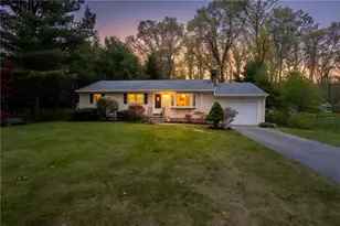 352 Lafayette Rd, North Kingstown, RI 02852 - Photo 2