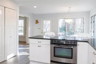 244 Kingstown Rd, Narragansett, RI 02882 - Photo 42