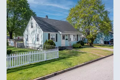 25 Mowry Street, Pawtucket, RI 02861 - Photo 2