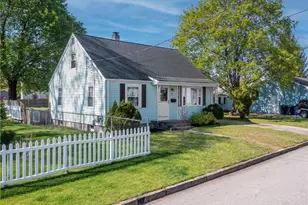 25 Mowry St, Pawtucket, RI 02861 - Photo 2