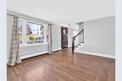 25 Mowry Street, Pawtucket, RI 02861 - Photo 18
