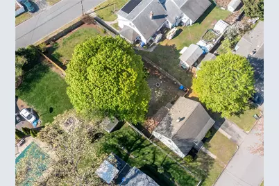 25 Mowry Street, Pawtucket, RI 02861 - Photo 4