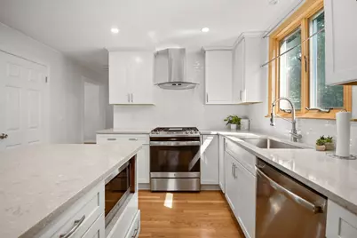 195 Spring Valley Drive, East Greenwich, RI 02818 - Photo 4