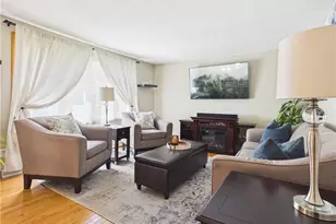 12 Elmonte Dr, Coventry, RI 02816 - Photo 10