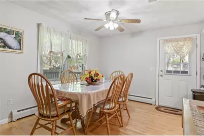 365 Maple Street, Warwick, RI 02888 - Photo 8