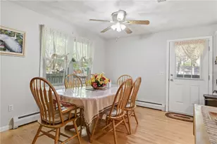 365 Maple St, Warwick, RI 02888 - Photo 8