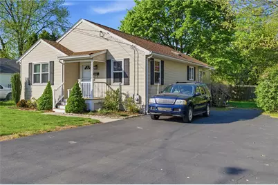 365 Maple Street, Warwick, RI 02888 - Photo 2