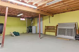 365 Maple St, Warwick, RI 02888 - Photo 28