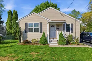 365 Maple St, Warwick, RI 02888 - Photo 1