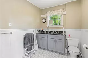 192 Washington Rd, Barrington, RI 02806 - Photo 28
