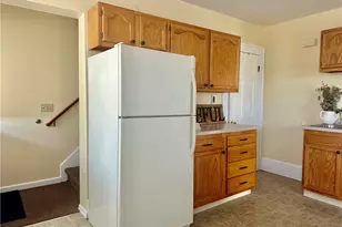 432 Fairview Ave, Coventry, RI 02816 - Photo 12