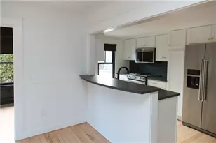 42 Marlborough St, East Greenwich, RI 02818 - Photo 10