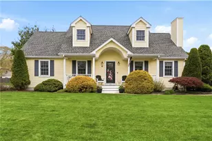 32 Sunny View Ct, Warwick, RI 02886 - Photo 1