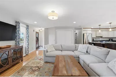 32 Sunny View Court, Warwick, RI 02886 - Photo 18